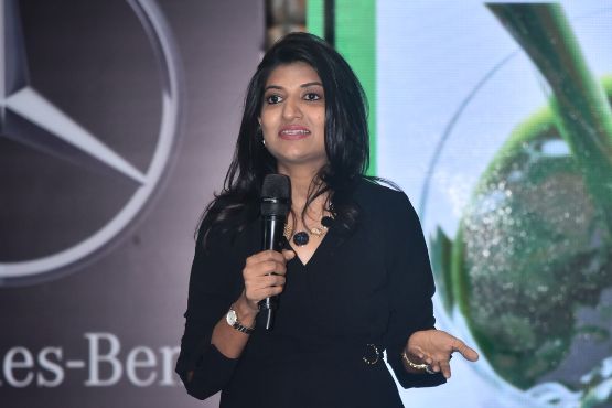 Shilpi Goel speaking at a healthy recipe workshop with Mercedes at Mayfair, Raipur