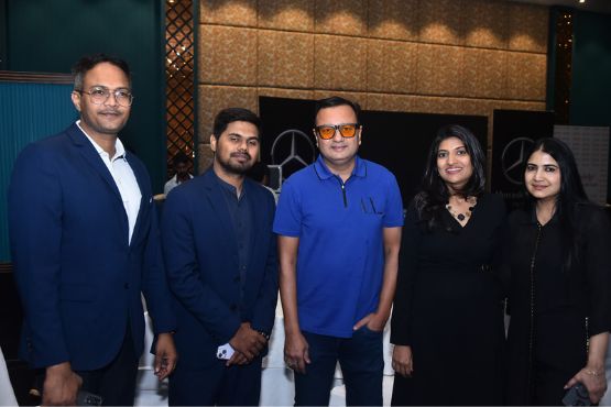 Shilpi Goel with guests at healthy recipe workshop with Mercedes at Mayfair, Raipur