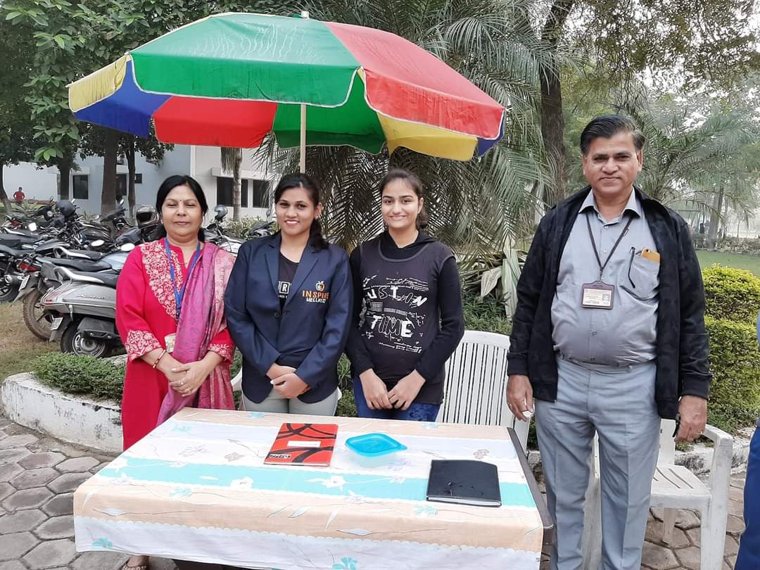 Registgration desk at Shilpi Goel's workshop on healthy cooking, yoga, motivation, and fitness in Raipur