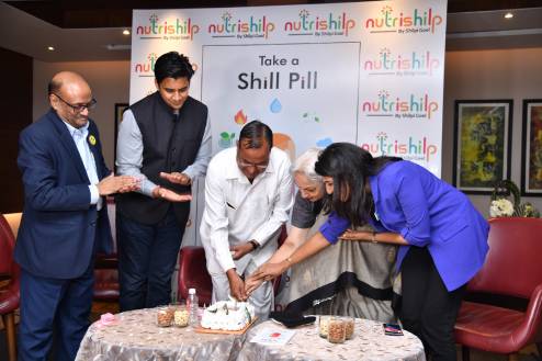 Cake cutting by all the chief guests - Mr. GS Agrawal, Mr. Abhishek Singh, Mr. Gauri Shankar Agrawal, Mrs Kalpana Choudhary - and Shilpi Goel during book launch event of 'Take a Shill Pill'